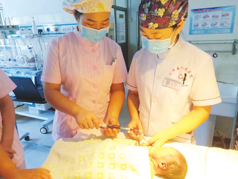 聂拉木县妇婴监护型护送